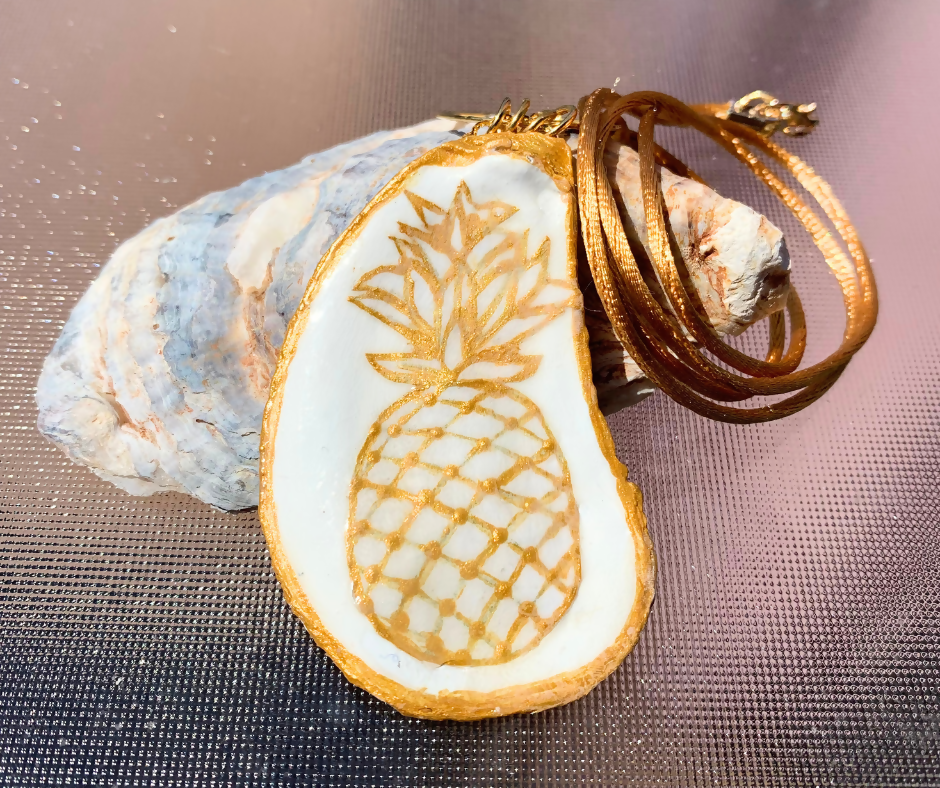 Gold Pineapple Oyster Shell Pendant Necklace (double-sided)