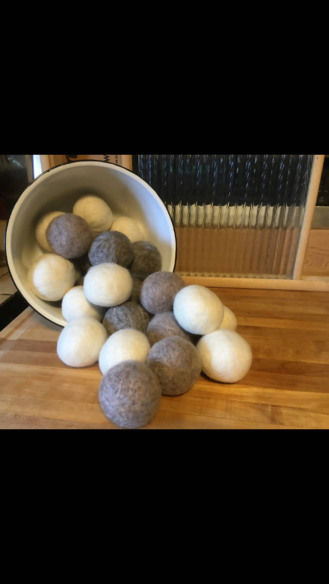 100% Canadian Wool Dryer Balls