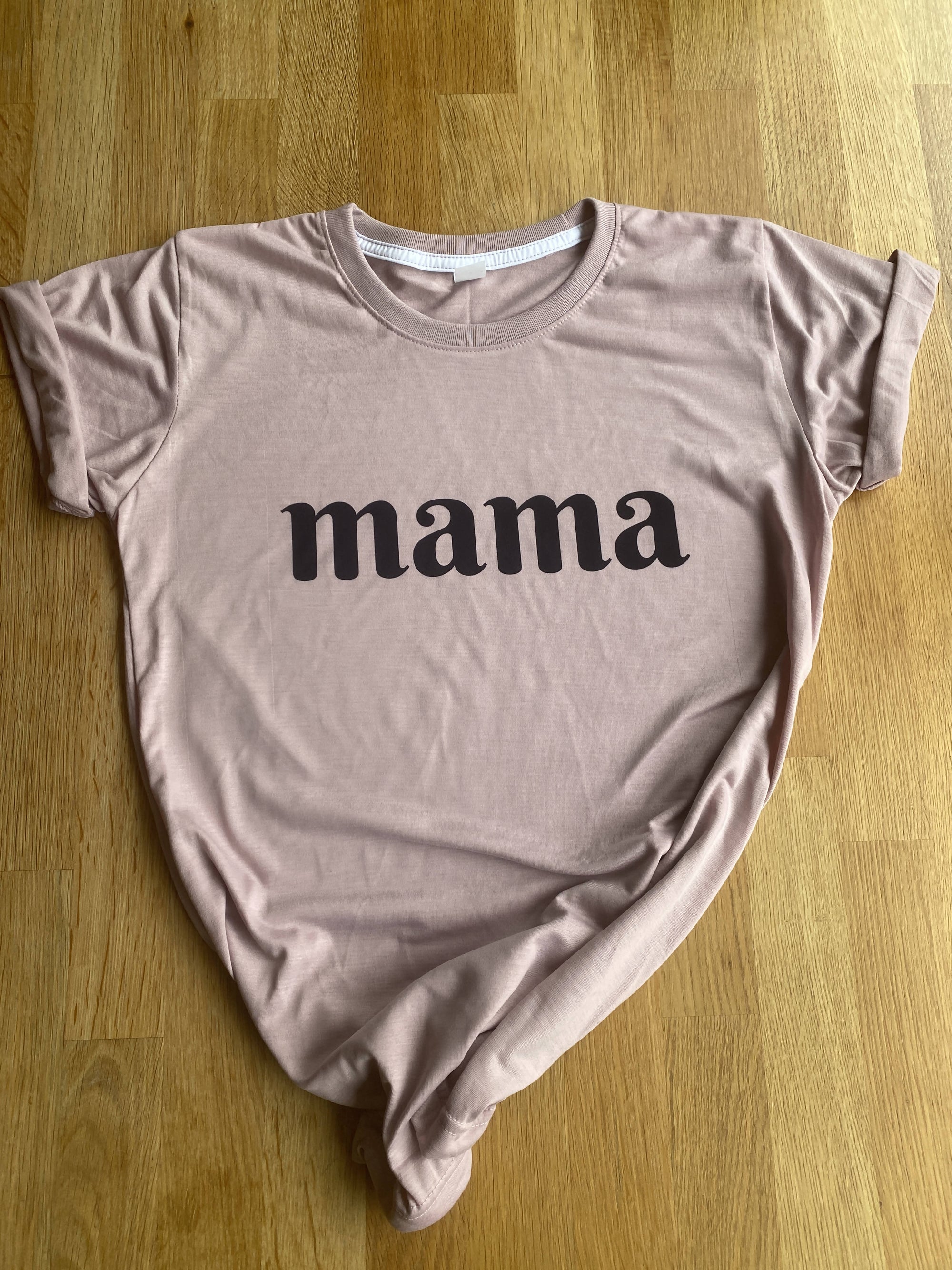 (4 COLORS) Unisex super soft tshirt - Mama